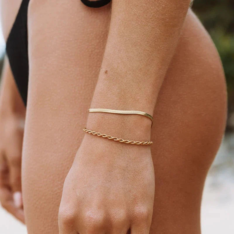 Vida Herringbone Bracelet