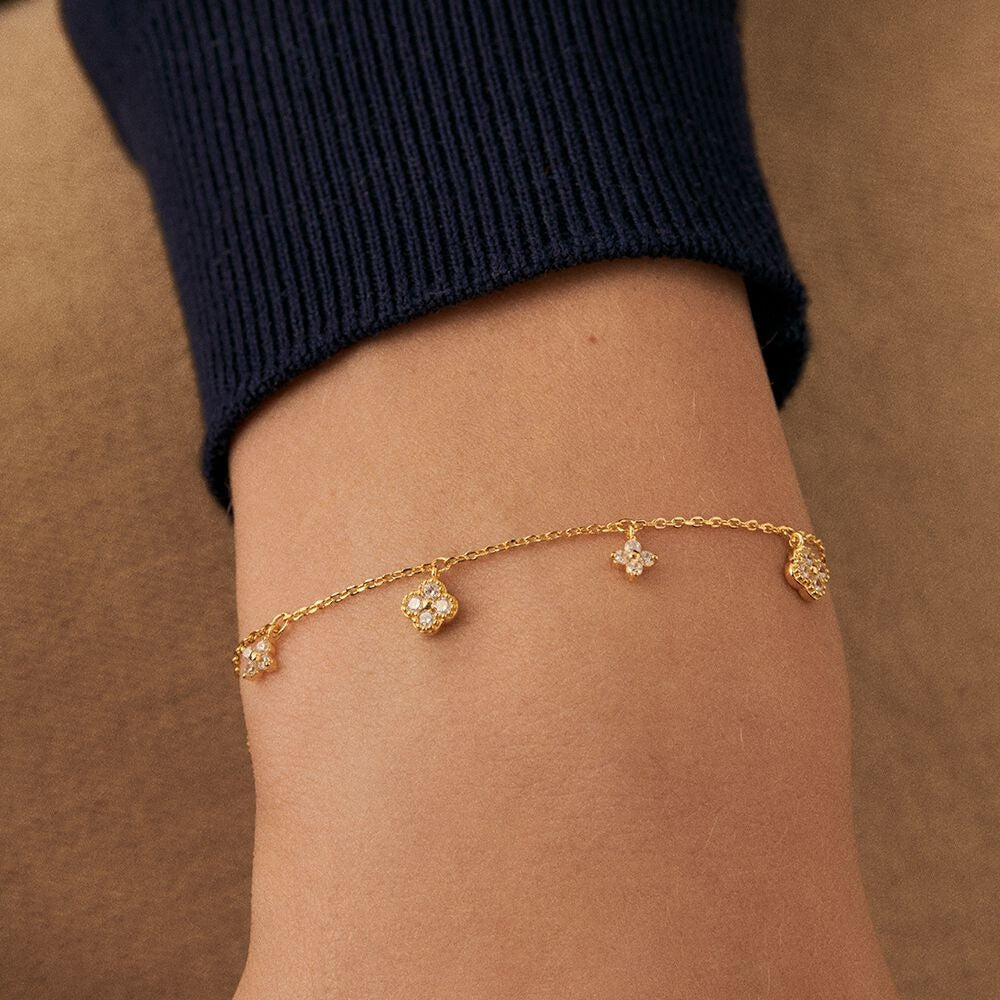 Aurélie Glimmer Charm Bracelet
