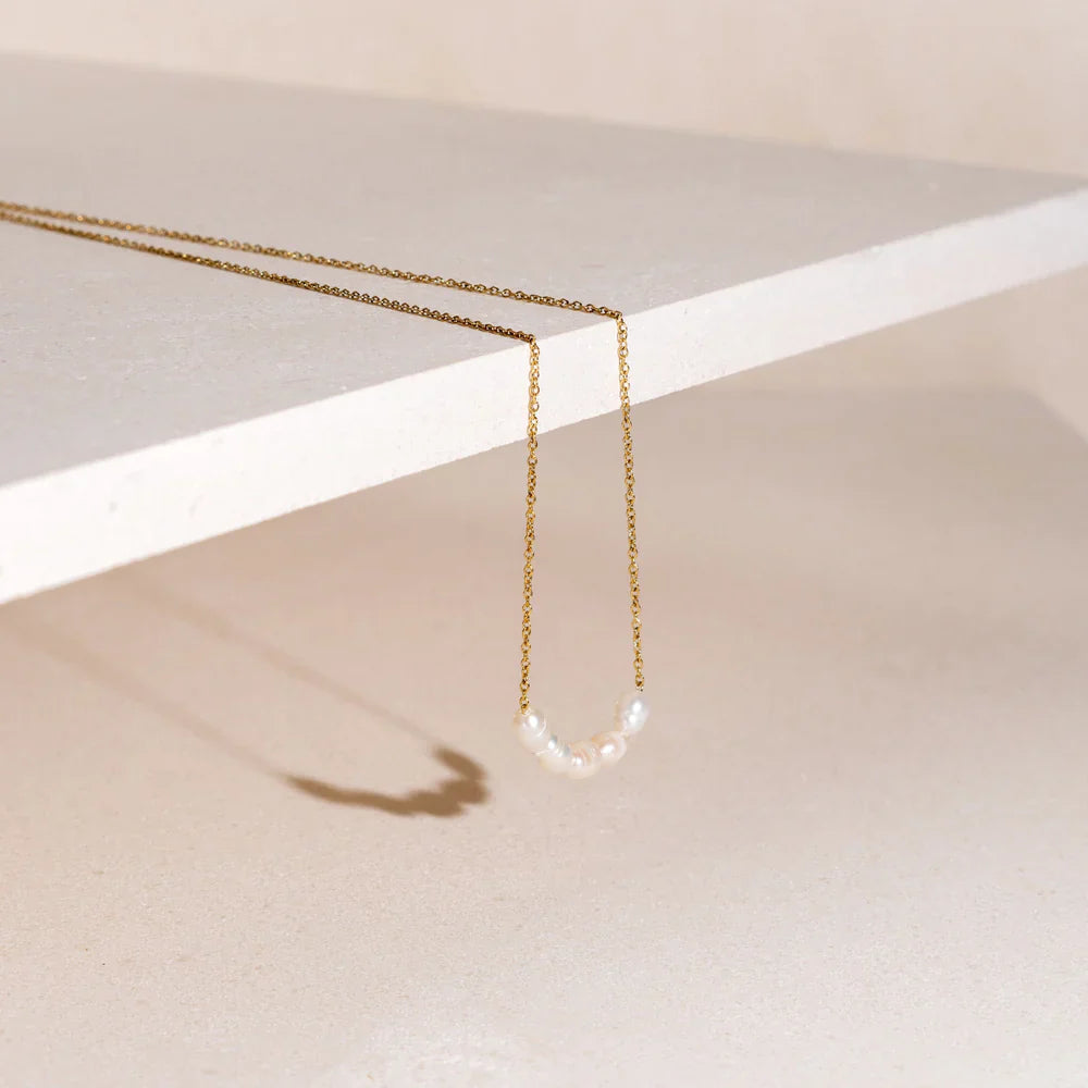 Elle Pearl Necklace