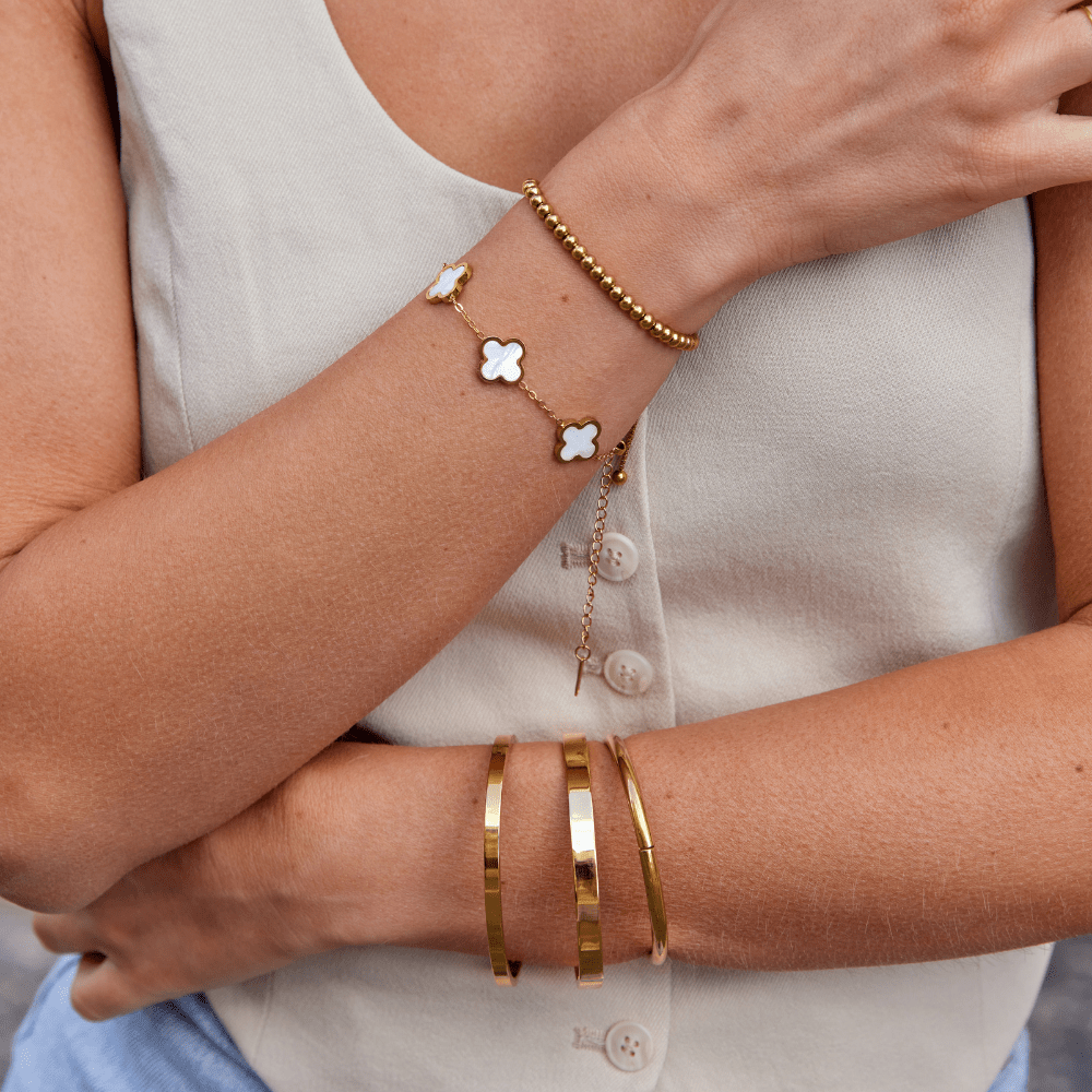 Sarah Gold Bangle